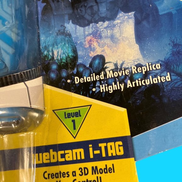 James Cameron's Avatar Norm Spellman Action Figure - Picture 4 of 11